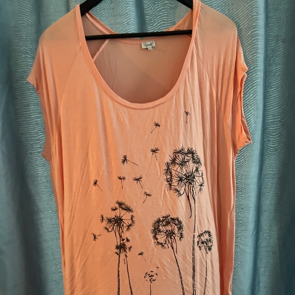 Kismet XL Coral Dandelion Print Short Sleeve Top New or like new